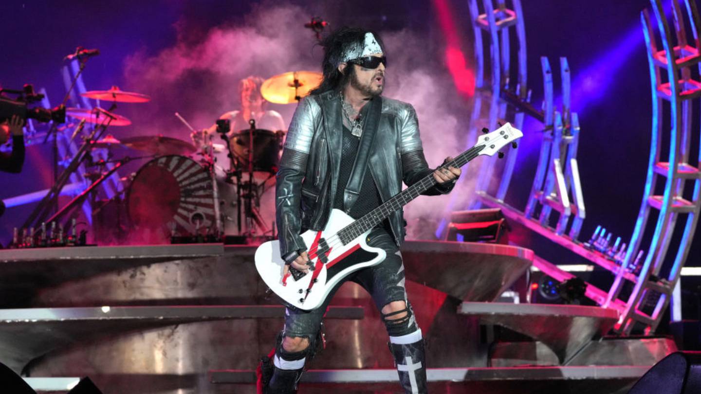 Man hurt after falling from upper level of stadium at Mötley Crüe show in Indianapolis