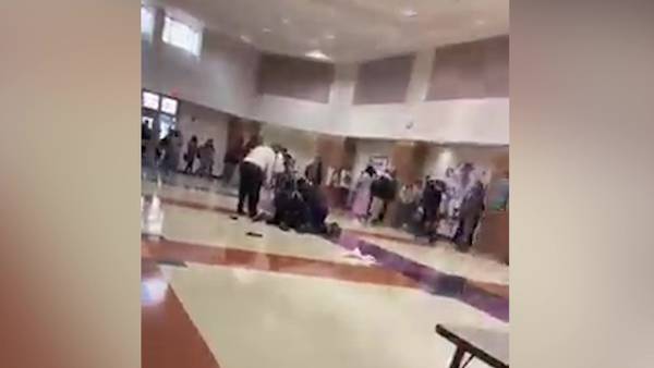 Student’s alleged dress code violation leads to tussle with school security