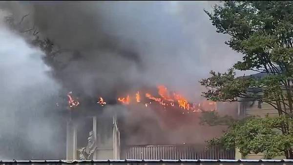 WATCH: Families displaced after Memphis apartments go up in a blaze