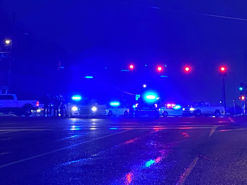 A Memphis police officer was shot Monday night, sources confirmed to FOX13. The shooting happened before 10 p.m. near Winchester Road and Lamar Avenue in the Oakhaven neighborhood, sources said.