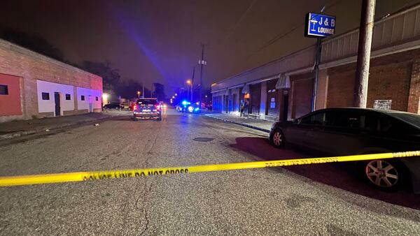 1 dead, 1 injured after shooting in South Memphis, officials say