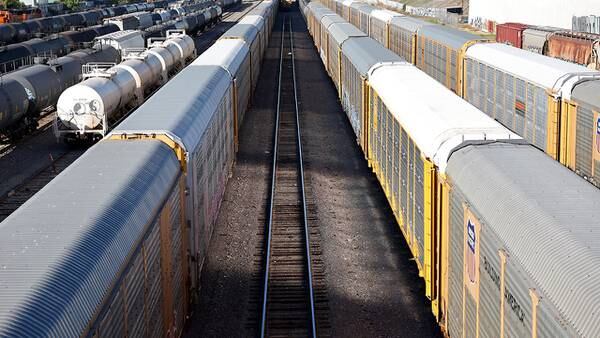 Senate passes bill to avoid rail strike