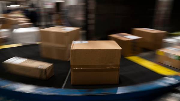 WATCH: FedEx worker dies at Memphis hub
