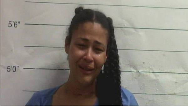 Woman accused of fatally stabbing daughter, 4, critically wounding son, 2