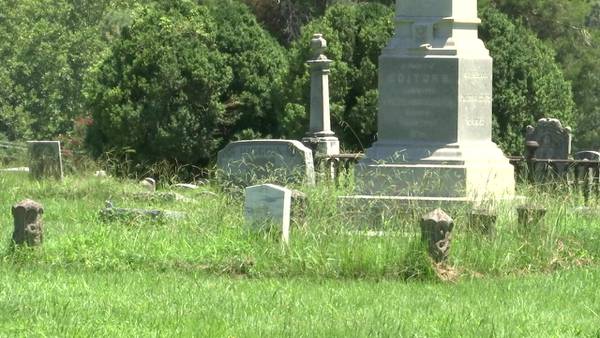 Historic North Mississippi cemetery neglected by city, families say