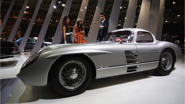 Mercedes-Benz says rare classic car sold for record $143M at auction