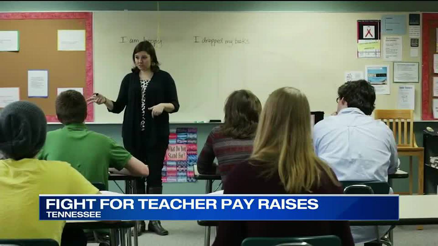 Bill would give Tennessee teachers raise, but Memphis educators may deserve more