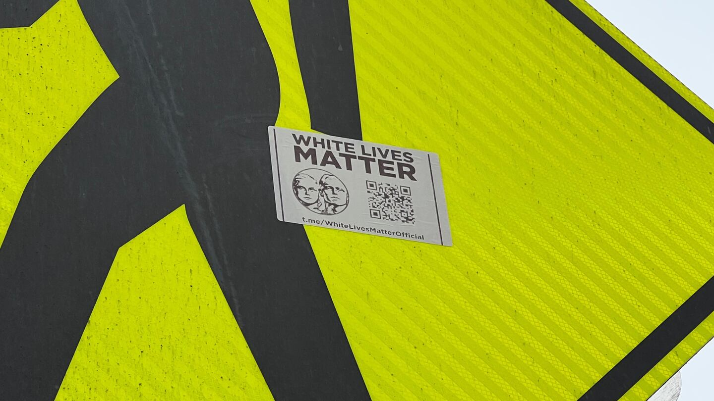 ‘White Lives Matter’ signs found in progressive Midtown neighborhood – FOX13 News Memphis