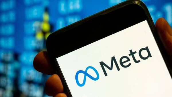 Meta confirms hiring freeze, warns workers of restructuring, possible downsizing