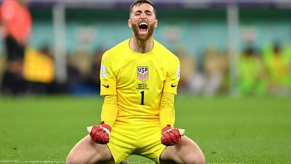 US tops Iran to advance in World Cup